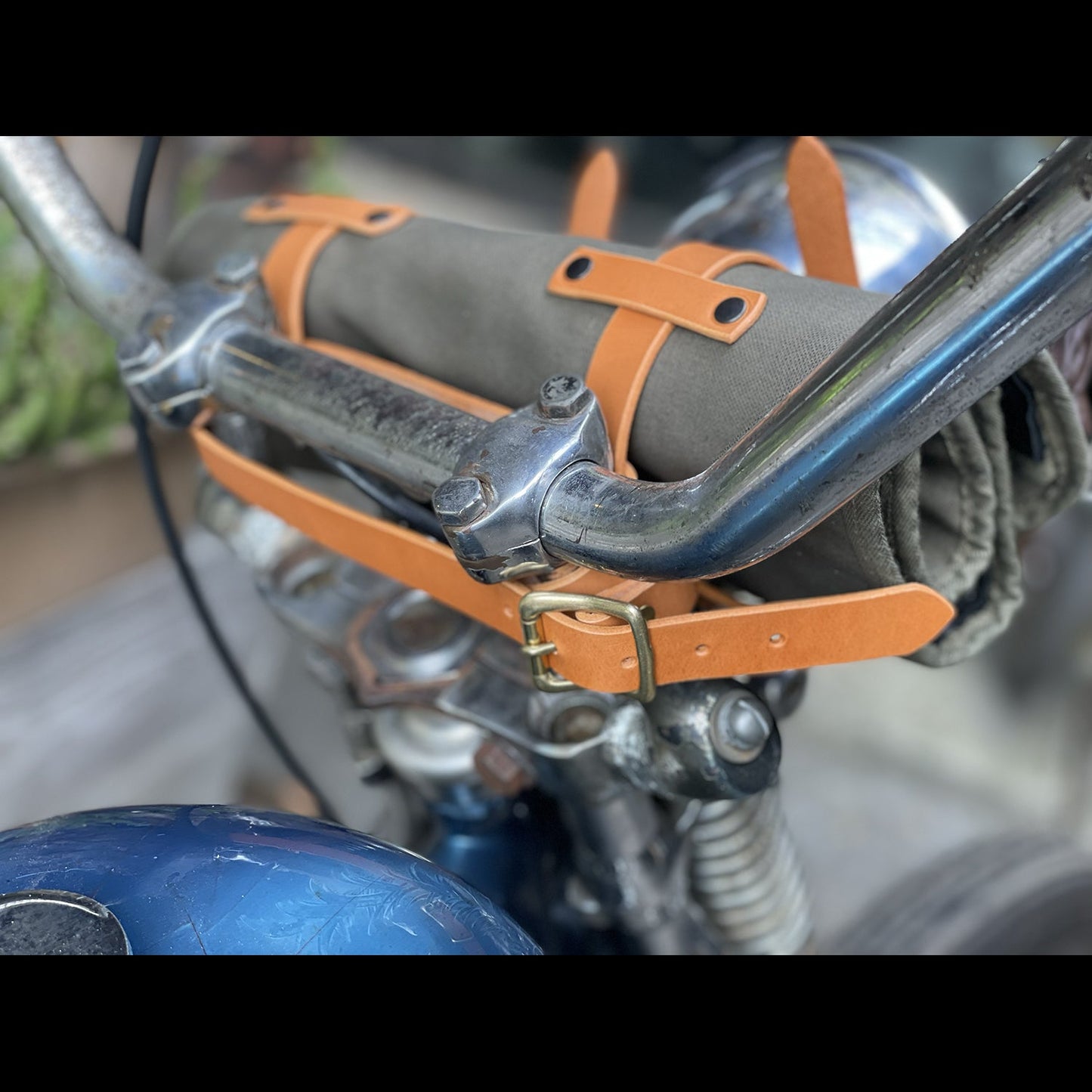 BG VINTAGE CANVAS TOOL ROLL - CAMEL BELT