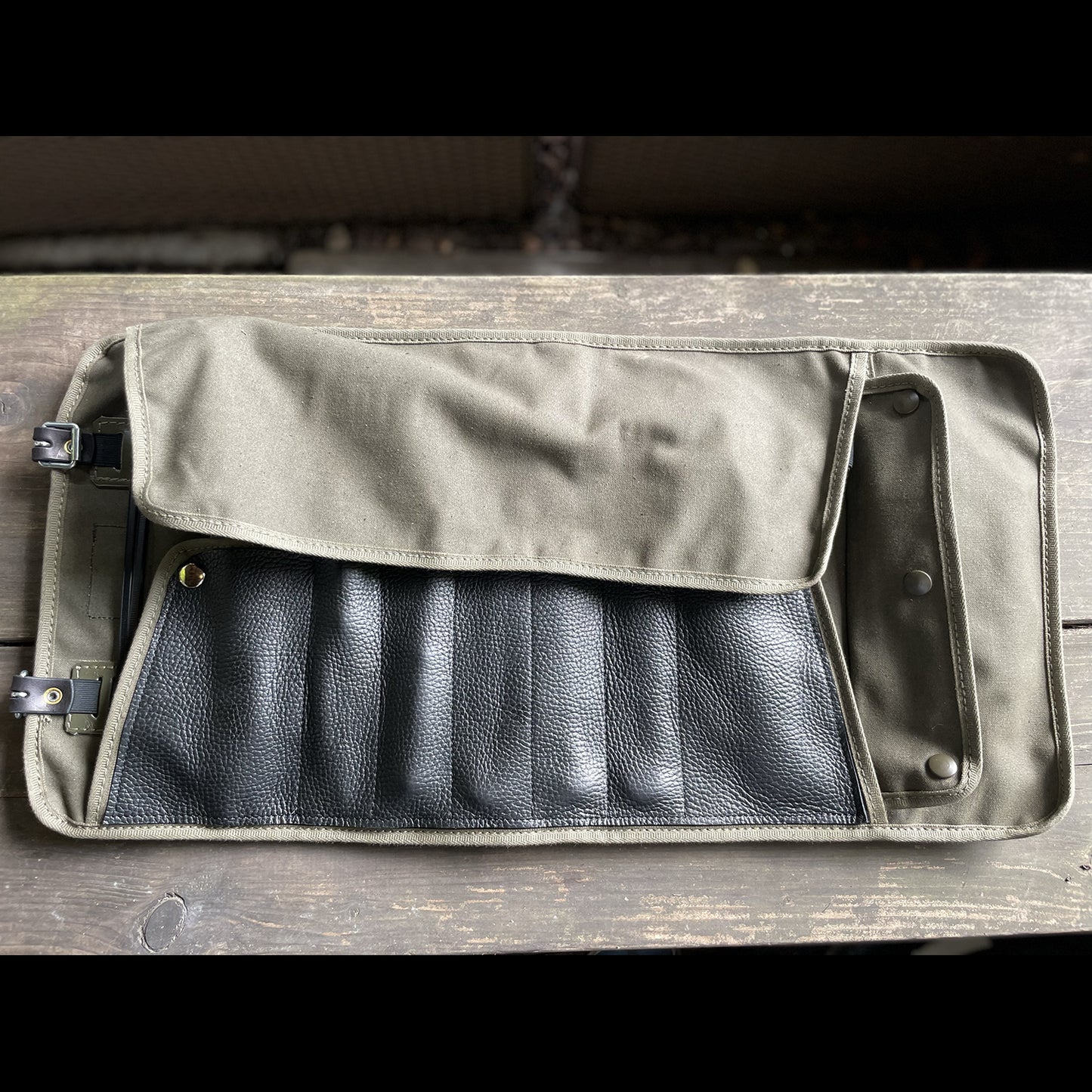 BG VINTAGE CANVAS TOOL ROLL - BLACK BELT