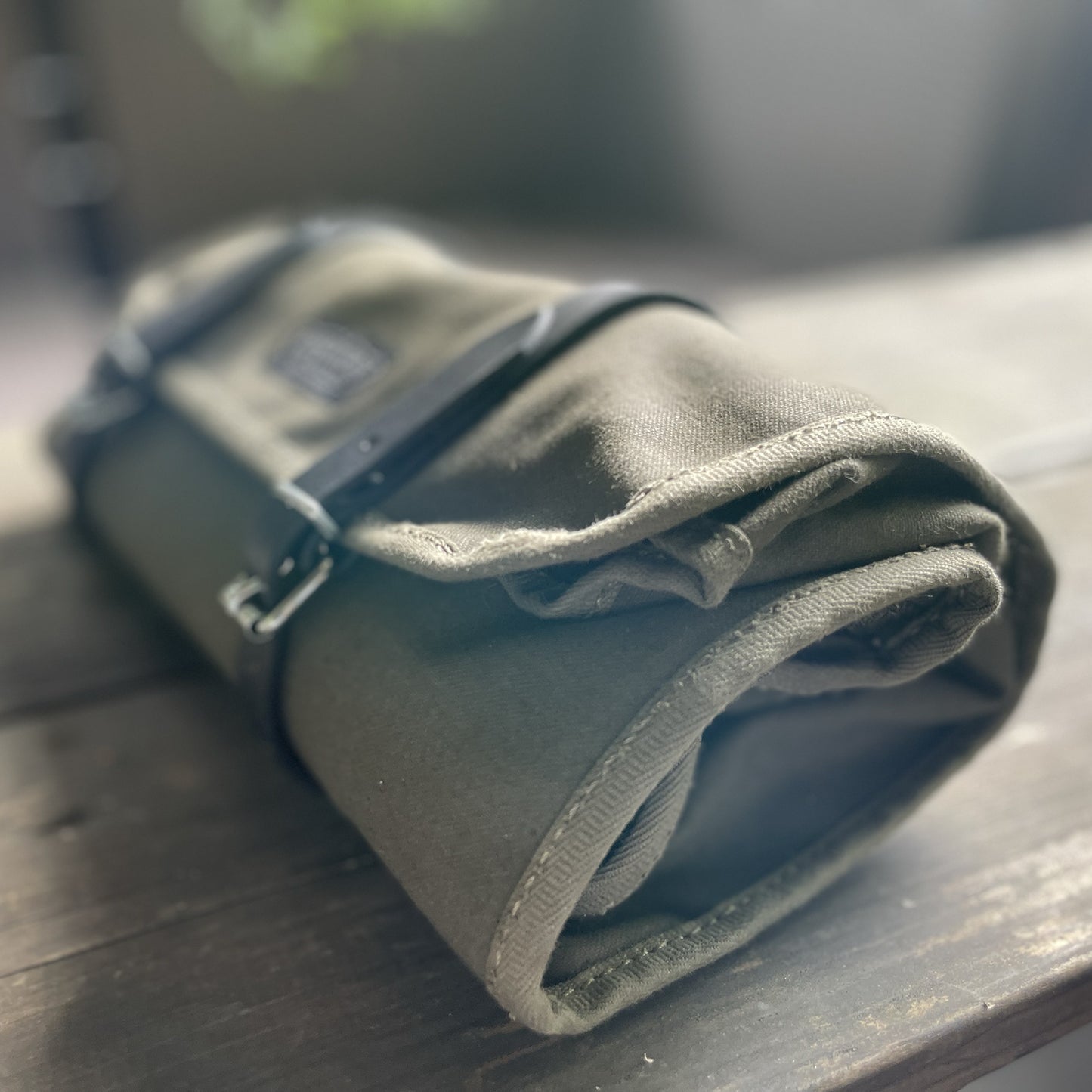 BG VINTAGE CANVAS TOOL ROLL - BLACK BELT