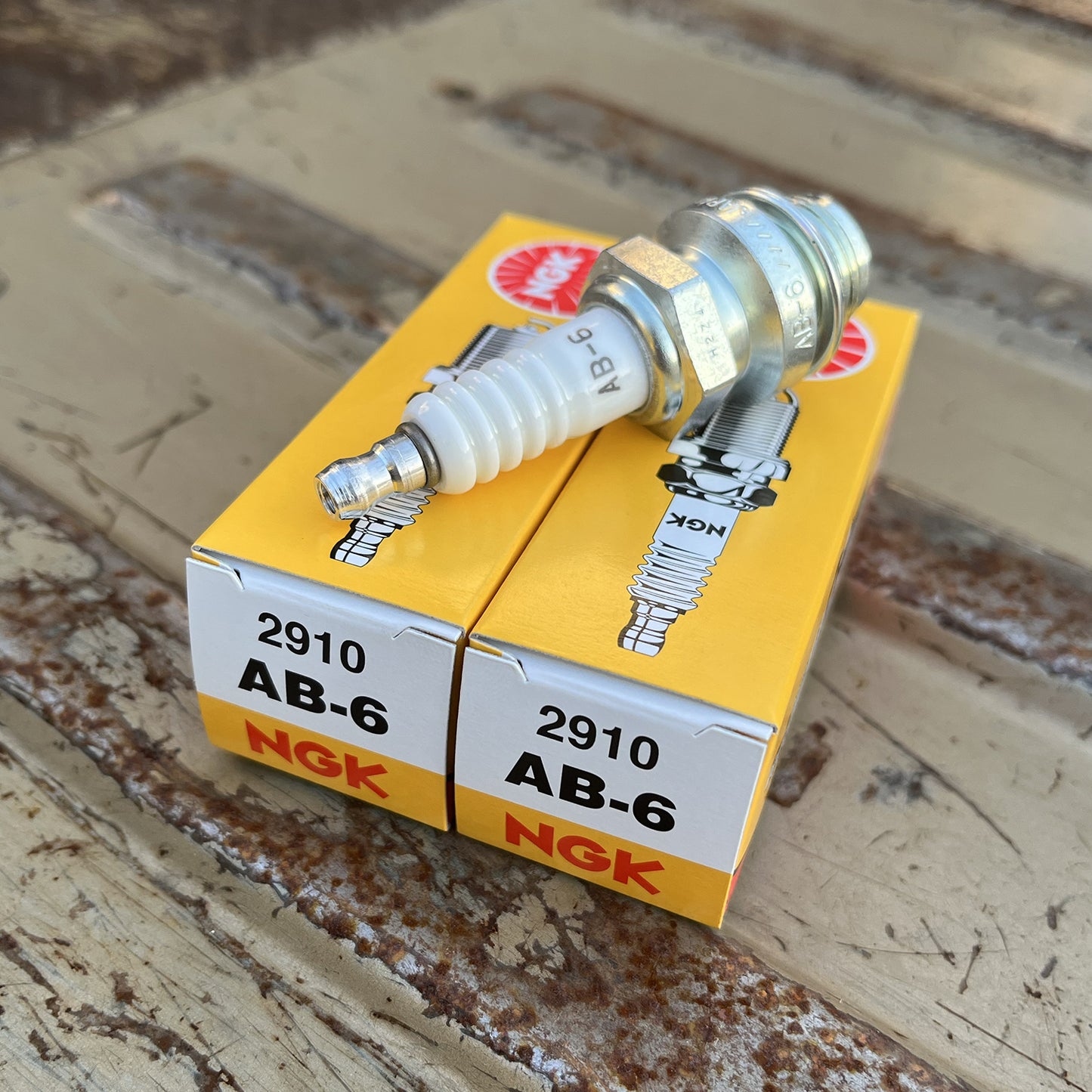 NGKスパークプラグ AB-6 【2910】