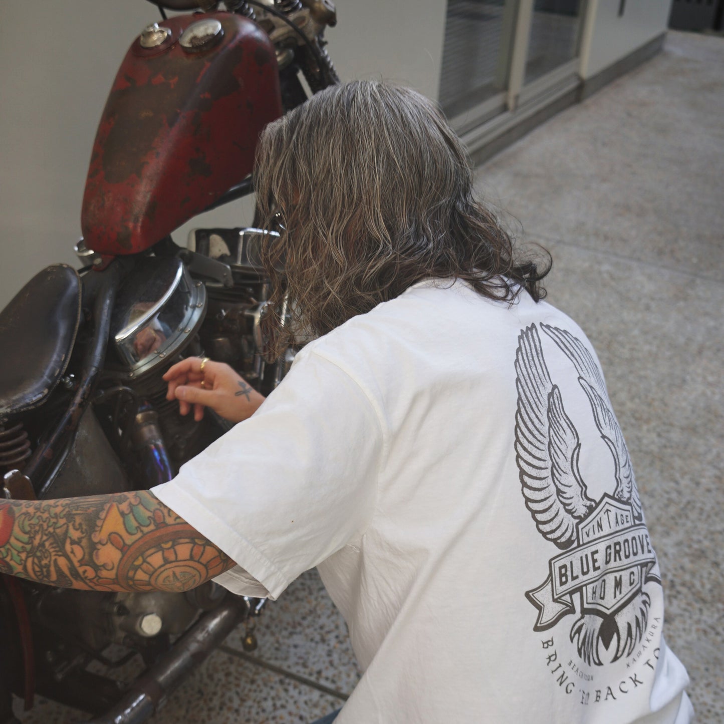 "BRING 'EM BACK TO LIFE" S/S Tshirts - WHITE