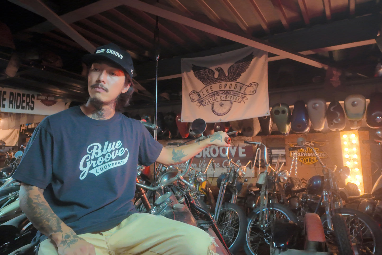 "BG CHOPPERS" S/S Tshirts - BLACK x WHITE